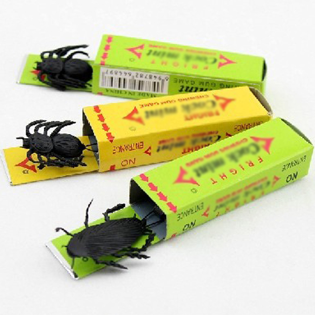 Zabawki interaktywne - 3 sztuki symulowanej gumy do żucia karalucha. Śmieszne i straszne prezenty dla dzieci na Prima Aprilis i Halloween - Wianko - 18