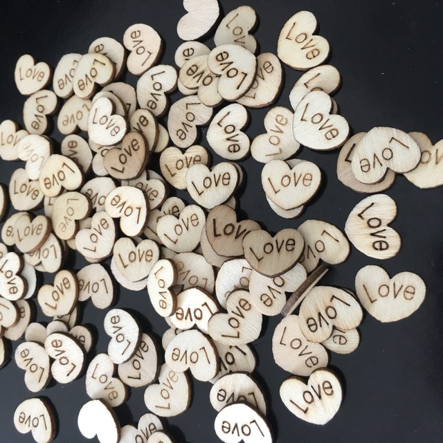 200 sztuk drewnianych serc w kształcie plastra drewna - rustykalne konfetti na stół weselny i dekoracje na walentynki w stylu DIY - Wianko - 4