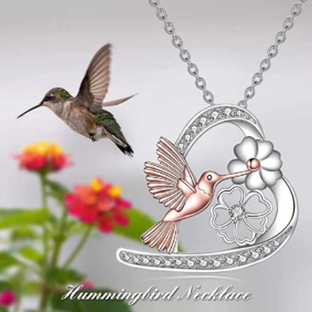 Elegancki naszyjnik z kolibrem w kształcie serca i kryształowym kwiatem - Wianko - 1