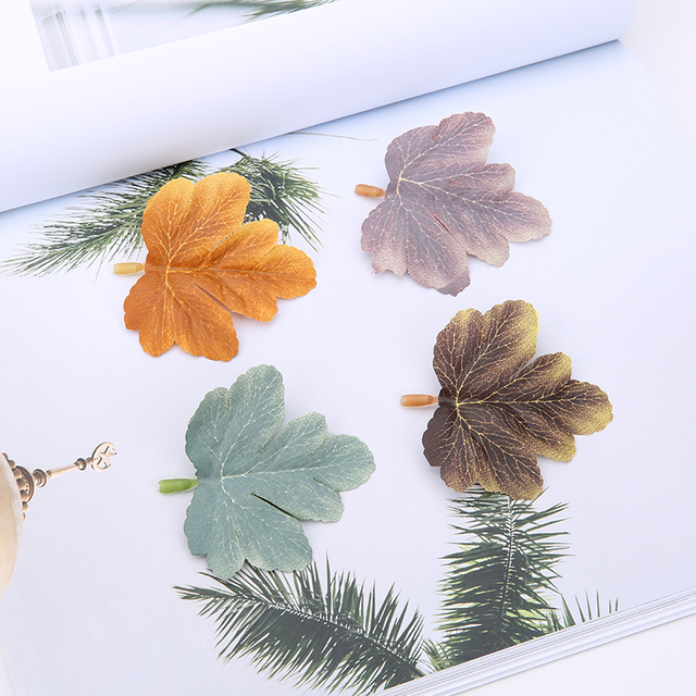 10 sztuk sztucznych liści klonu do jesiennych dekoracji - Wianko - 18