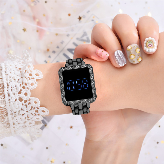 Luksusowy zegarek damski z kwadratowym ekranem dotykowym, cyfrowy, obsadzony kryształkami Rhinestone na stalowej bransolecie ze zegarem na rękę - Wianko - 13
