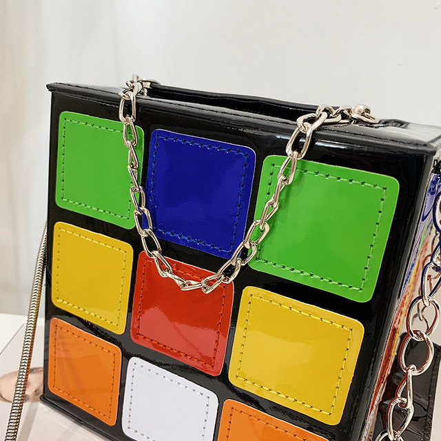 Torebka damska skórzana mini z metalowym łańcuszkiem - kwadratowy design Rubika - Wianko - 16