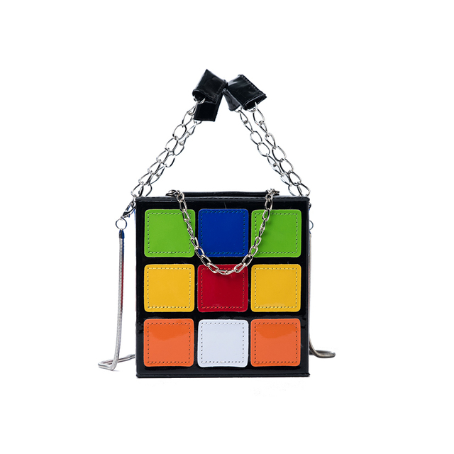 Torebka damska skórzana mini z metalowym łańcuszkiem - kwadratowy design Rubika - Wianko - 12