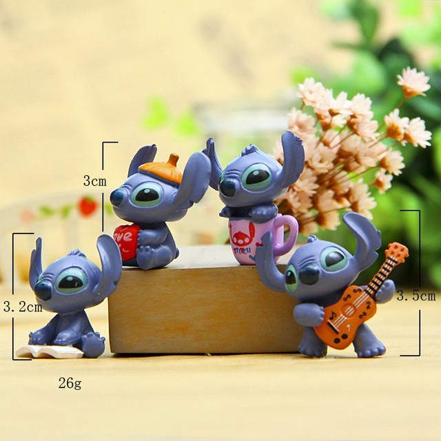 Disney Mini Stitch - zestaw 4 figurki zabawek, modele lalki dekoracyjne, idealne jako prezent na Boże Narodzenie - Wianko - 1
