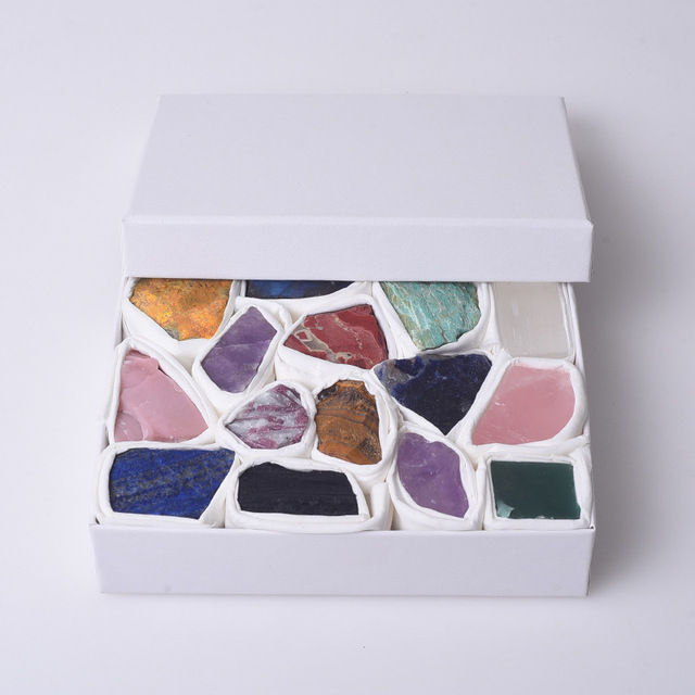 Naturalny zestaw surowych kryształów - oryginalne klejnoty w postaci szorstkich kamieni żwiru różnych gatunków minerałów, doskonały na prezent urodzinowy, edukacyjny i jako symbol uzdrowienia, z gratisowym pudełkiem - Wianko - 6