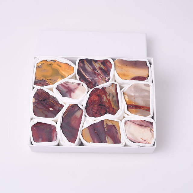 Naturalny zestaw surowych kryształów - oryginalne klejnoty w postaci szorstkich kamieni żwiru różnych gatunków minerałów, doskonały na prezent urodzinowy, edukacyjny i jako symbol uzdrowienia, z gratisowym pudełkiem - Wianko - 10