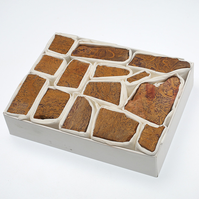 Naturalny zestaw surowych kryształów - oryginalne klejnoty w postaci szorstkich kamieni żwiru różnych gatunków minerałów, doskonały na prezent urodzinowy, edukacyjny i jako symbol uzdrowienia, z gratisowym pudełkiem - Wianko - 26