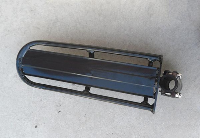 Wspornik aluminiowy tylny rowerowego bagażnika dachowego z siodełkiem, uchwytem na torbę rowerową oraz półką - Wianko - 5
