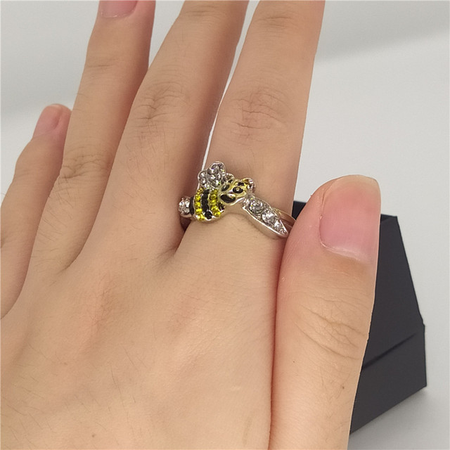 Biżuteryjny pierścionek zaręczynowy dla panny młodej - cyrkonowy wzór pszczoły Bee-Lieve In Yourself - Wianko - 15