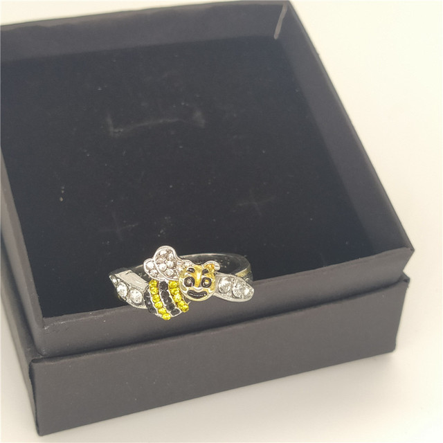 Biżuteryjny pierścionek zaręczynowy dla panny młodej - cyrkonowy wzór pszczoły Bee-Lieve In Yourself - Wianko - 14