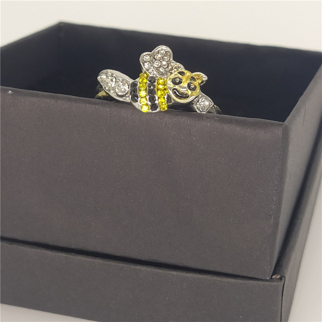 Biżuteryjny pierścionek zaręczynowy dla panny młodej - cyrkonowy wzór pszczoły Bee-Lieve In Yourself - Wianko - 12