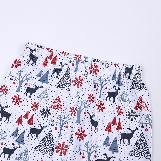 Zestaw bożonarodzeniowych strojów dla całej rodziny - kontrastowe piżamy Deer & Snowflake - Wianko - 18