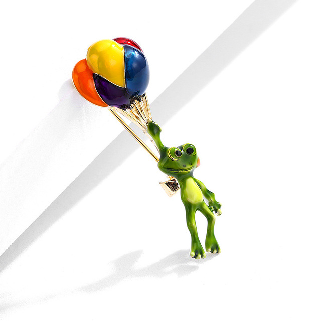 Nowa broszka żaba emalia Cartoon, liść lotosu, wielobarwne balony, metalowa plakietka - Wianko - 10