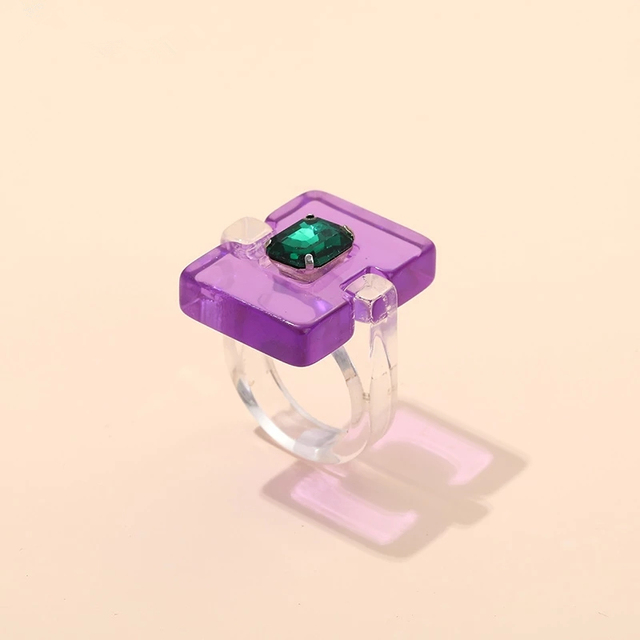 Pierścień damski HUANZHI 2021 - letnie trendy, kolorowe i transparentne, wykonany z żywicy akrylowej, w geometrycznym kształcie kwadratu, ozdobiony rhinestonami - Wianko - 8