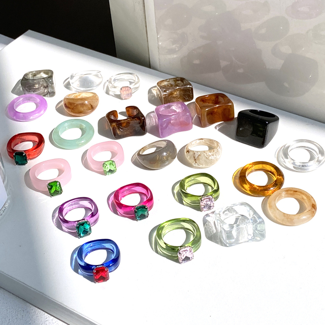 Koreański geometryczny pierścień z żywicy dla kobiet - Fantazyjny, kolorowy, przezroczysty pierścień z akrylu i kryształów - Wianko - 4