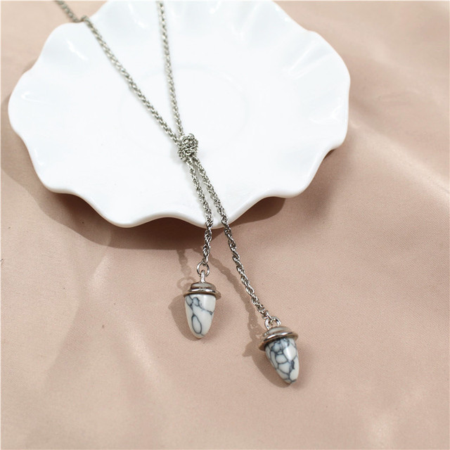 Naszyjnik z wisiorkiem - Srebrny łańcuch z kamieniem - Nowoczesny dodatek dla kobiet - Wianko - 2