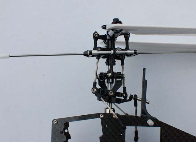 Rama RC remote 6ch 3D Helicopter 250 SE V2 z włókna węglowego, metalowa głowica i ogon do wyrównania trex tarot heli XFX w/baldachim ostrza - Wianko - 6