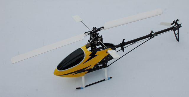 Rama RC remote 6ch 3D Helicopter 250 SE V2 z włókna węglowego, metalowa głowica i ogon do wyrównania trex tarot heli XFX w/baldachim ostrza - Wianko - 8