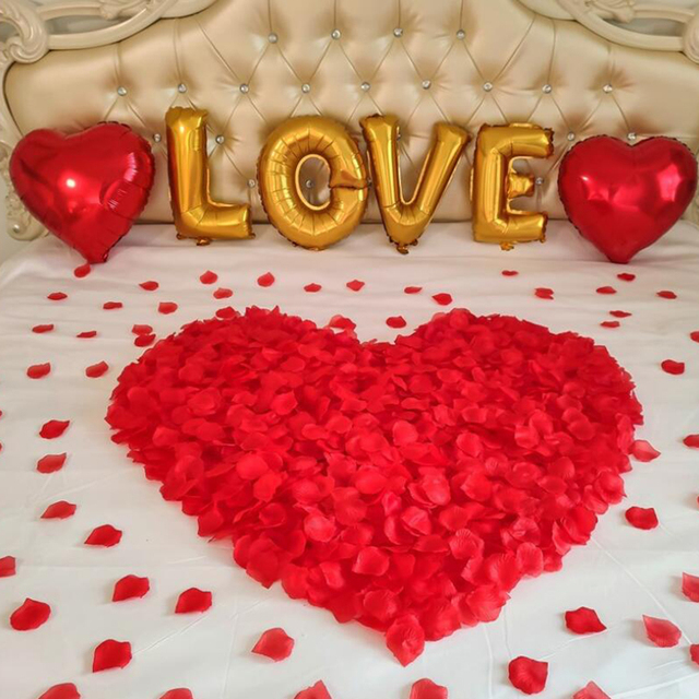 500/1000 sztuk materiałowych płatków róż do dekoracji łóżka weselnego - symulacja płatków ręcznie układanych dla małżeństwa - Wianko - 8