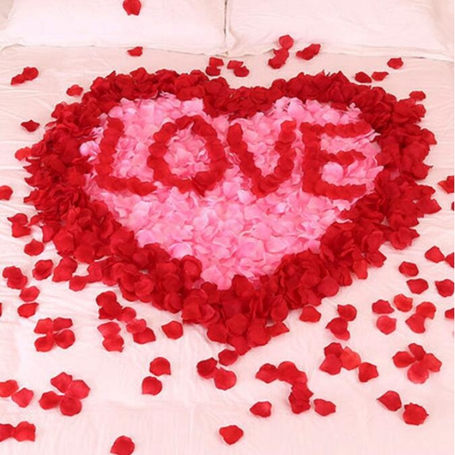 500/1000 sztuk materiałowych płatków róż do dekoracji łóżka weselnego - symulacja płatków ręcznie układanych dla małżeństwa - Wianko - 1
