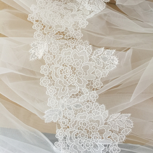 Koronka wenecja haft szydełkowa cekinowa, szerokość 9 cm, na suknię ślubną, welon, aplikacje kwiatowe- liśćmotyw - Wianko - 3