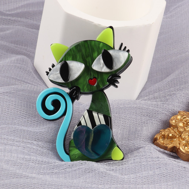 Nowa kreatywna broszka zielonego kociaka, wykonana z akrylu - modne dodatki dla kobiet - Wianko - 3