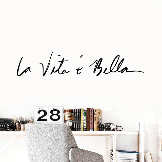 Naklejka ścienno-lustrowa z włoską frazą La Vita E Bella, styl skandynawski, dekoracja do domu i sypialni - Wianko - 1