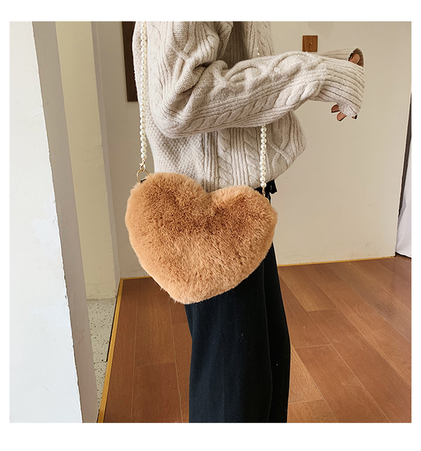 Torba z uchwytem - Moda pluszowa torba jesiennej i zimowej kolekcji dla kobiet z perłowym łańcuchem i sercem - małe torebki projektowane dla stylowych dam - Wianko - 15