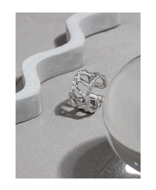 Pierścień S'STEEL z wydrążonym projektem, wykonany z srebra 925 dla kobiet - minimalizm i luksus w biżuterii ślubnej 2021 - Wianko - 20