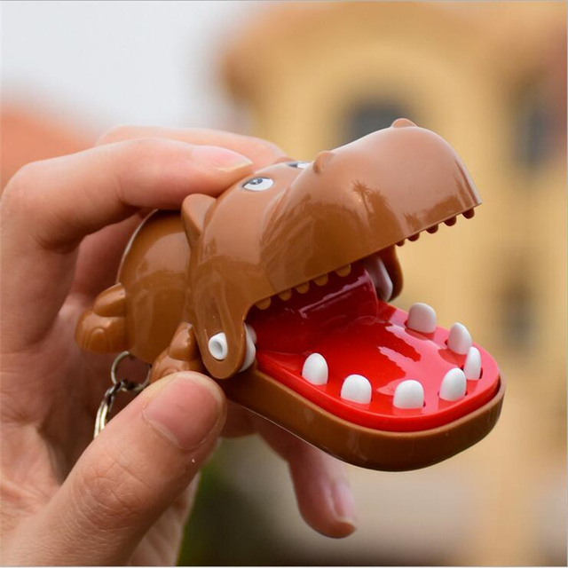Kreatywna zabawka dla dzieci - Mini krokodyl ugryź dentystę w usta! - Wianko - 10