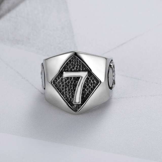 Pierścień dla mężczyzn Megin D Punk z motywem czaszki w kształcie numeru siedem z tytanowej stali - Wianko - 2