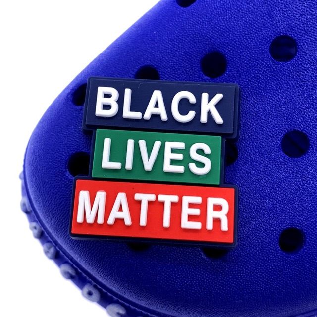 Czarne życie Matter - Ikona buty Charms: dekoracja nadgarstka i akcesoria do pantofli kaczątko dla dzieci - Wianko - 25