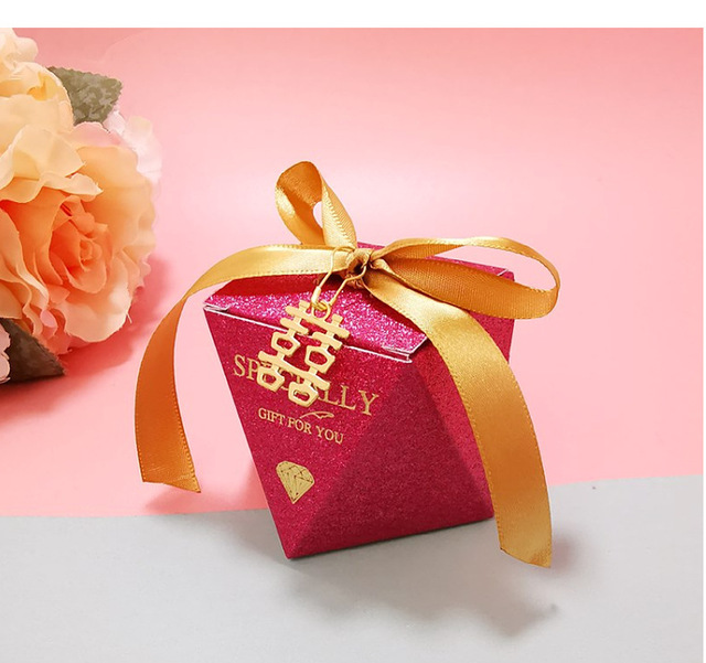 Nowoczesna bordowa torba na prezent z diamentowym wzorem - idealna na Baby Shower, ślub, czy pakowanie czekoladek i cukierków - Wianko - 3