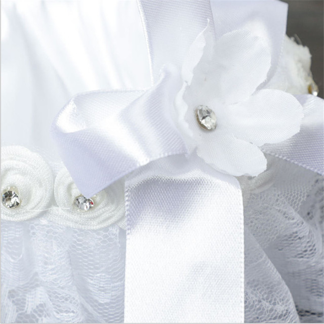 Biała koronkowa dekoracja ślubna w formie pluszowego kwiatu - Wianko - 6