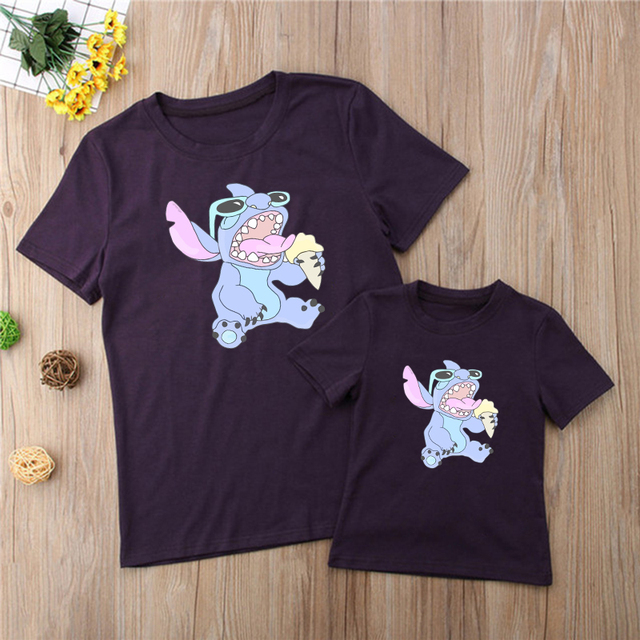 Czarne bluzki - New Arrival Disney Lilo Stitch - stroje rodzinne: kobiety T-shirt, ubrania dzieci, Humor koszulki z krótkim rękawem O-neck - Wianko - 13