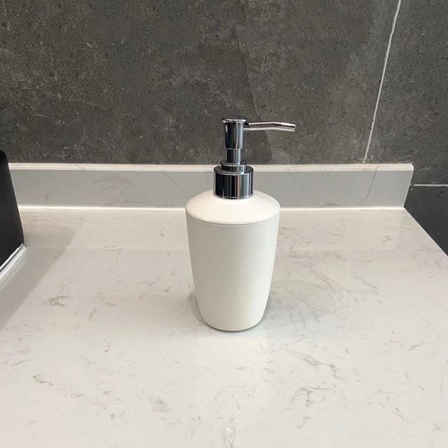 Dozownik mydła w płynie o pojemności 320ML do toalety, prysznica i kuchni - plastikowy - Wianko - 3