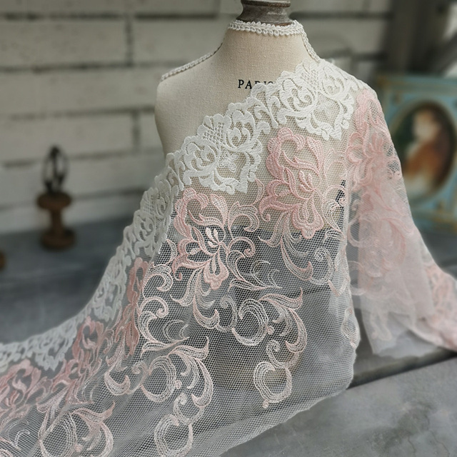 Koronka z haftem ażurowym 1M w trzech kolorach do sukni ślubnej - różowa, biała, szara, 22cm szerokości - Wianko - 1