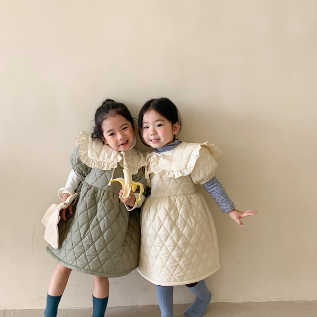Sukienka pikowana dla dzieci z krótkim rękawem, idealna na jesień i zimę - dostępna w koreańskim stylu z ocieplaną bawełnianą Princess Dress - Wianko - 1