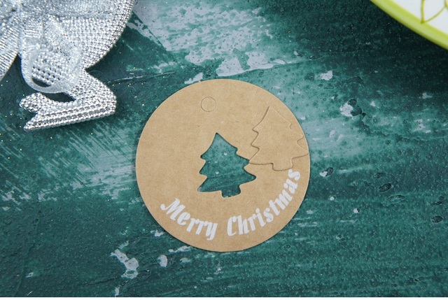 Duże opakowanie 100 sztuk papierowych dekoracji Boże Narodzenie, motyw prezentu, projekt etykiety, tagi Scrapbooking, Craft papier DIY - Wianko - 2