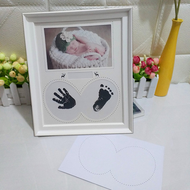 Ramka na zdjęcia dziecka z odciskiem dłoni i stóp - zestaw noworodka - Wianko - 4