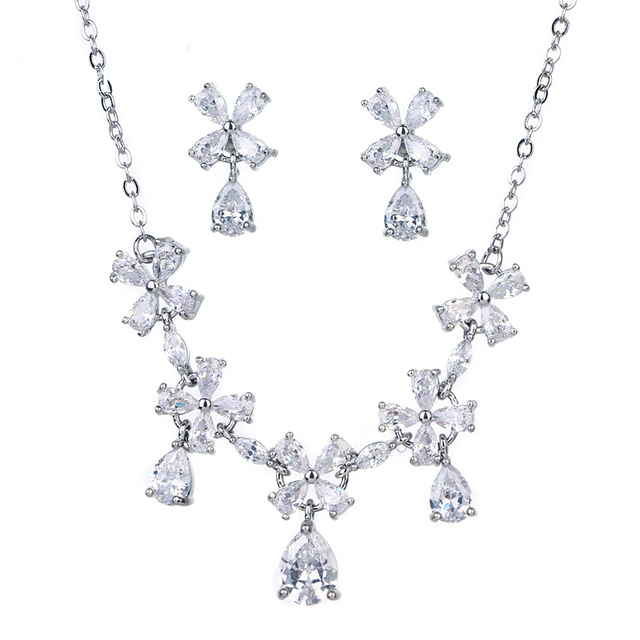 Luksusowy zestaw biżuterii ślubnej - kolczyki z kamieniem i naszyjnik z kwiatowym motywem - Wianko - 6