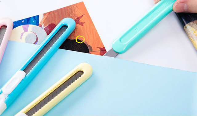 Cukierki kolorowe, mini metalowy nóż introligatorski - narzędzie biurowe do cięcia papieru - Wianko - 2