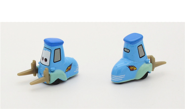 Disney Pixar Samochody 1:55 - Metalowe pojazdy z odlewu - Zygzak McQueen, DocHudson, Finn McMissile - Zabawka dla chłopca - Wianko - 24