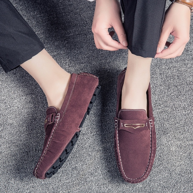 Męskie wsuwane buty jesień 2021 - modne i wygodne Slip-on mokasyny marki skórzane - Wianko - 19