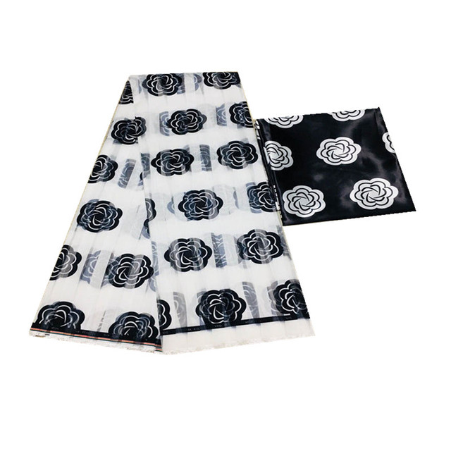 Czarna satynowa tkanina z miękkim jedwabiem i wzorami z organzy – wysokiej jakości materiał afrykański ankara na sukienkę (6 jardów) - Wianko - 20
