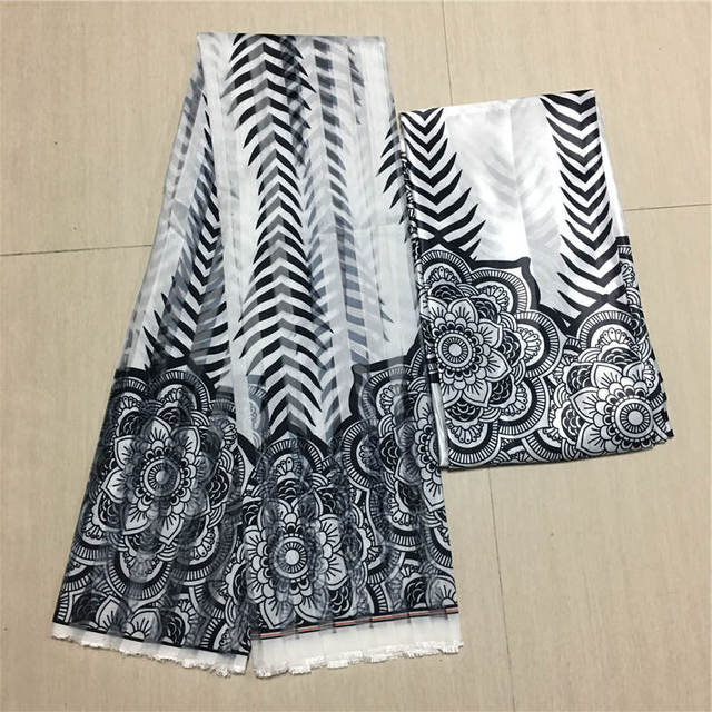 Czarna satynowa tkanina z miękkim jedwabiem i wzorami z organzy – wysokiej jakości materiał afrykański ankara na sukienkę (6 jardów) - Wianko - 23
