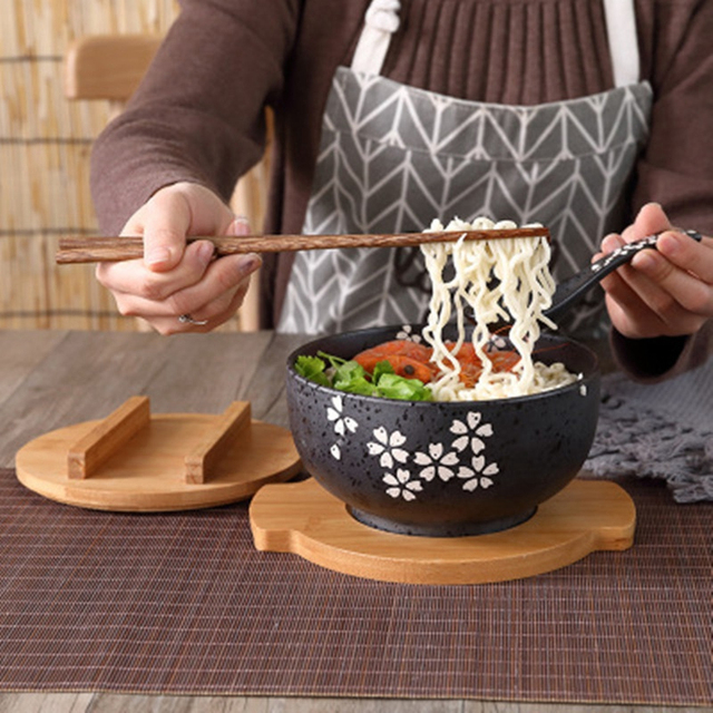 Japońska miska Instant Noodles ceramiczna z pokrywką i drewnianymi pałeczkami - Wianko - 3