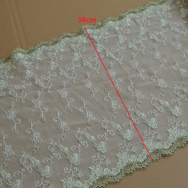 Wysokiej jakości przezroczysta koronka haftowana kwiatowym wzorem 1Yd 30cm szeroka w jasnozielonym odcieniu, idealna do odzieży i dekoracji ślubnych - Wianko - 1