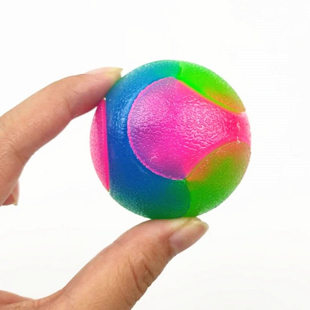 Molowa piłka świecąca Bouncy Glitter Ball Pop LED - zabawka dla psów i kotów - Wianko - 4
