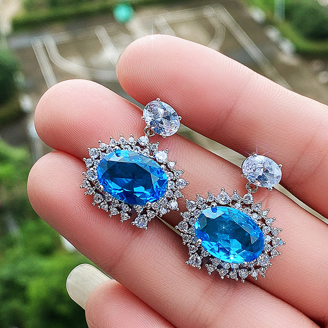 Duże, owalne kolczyki wiszące z niebieskimi cyrkoniami sześciennymi w kształcie Dangle - biżuteria damskie na ślub, rocznicę i modną kobietę - Wianko - 1
